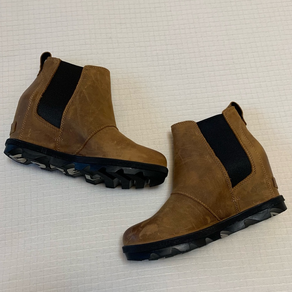 Sorel tan leather wedge boots from - Picture 4 of 13
